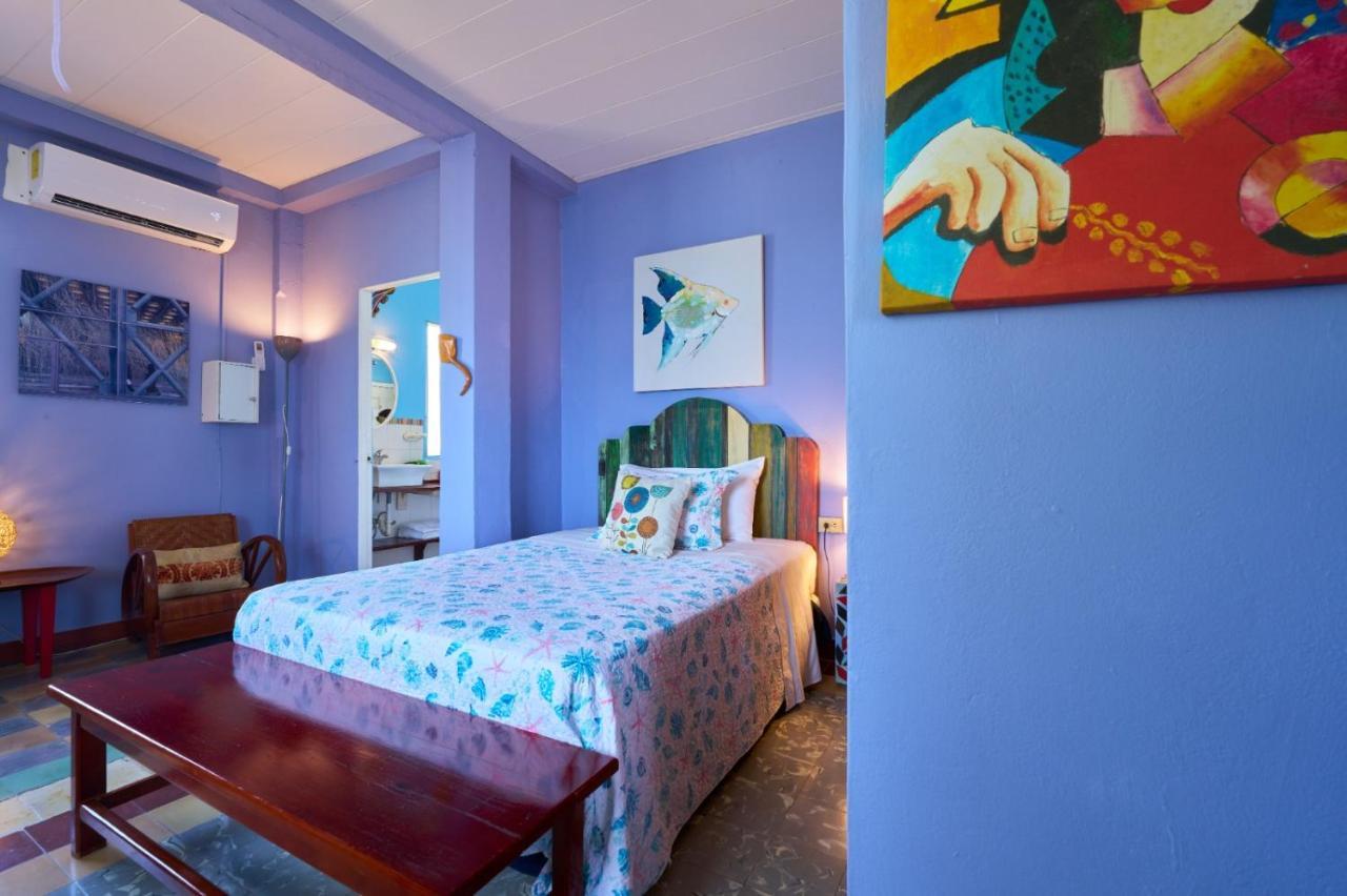 Casa Congo & Casa Rayo Verde - Restaurante - Galeria De Arte Portobelo Eksteriør billede