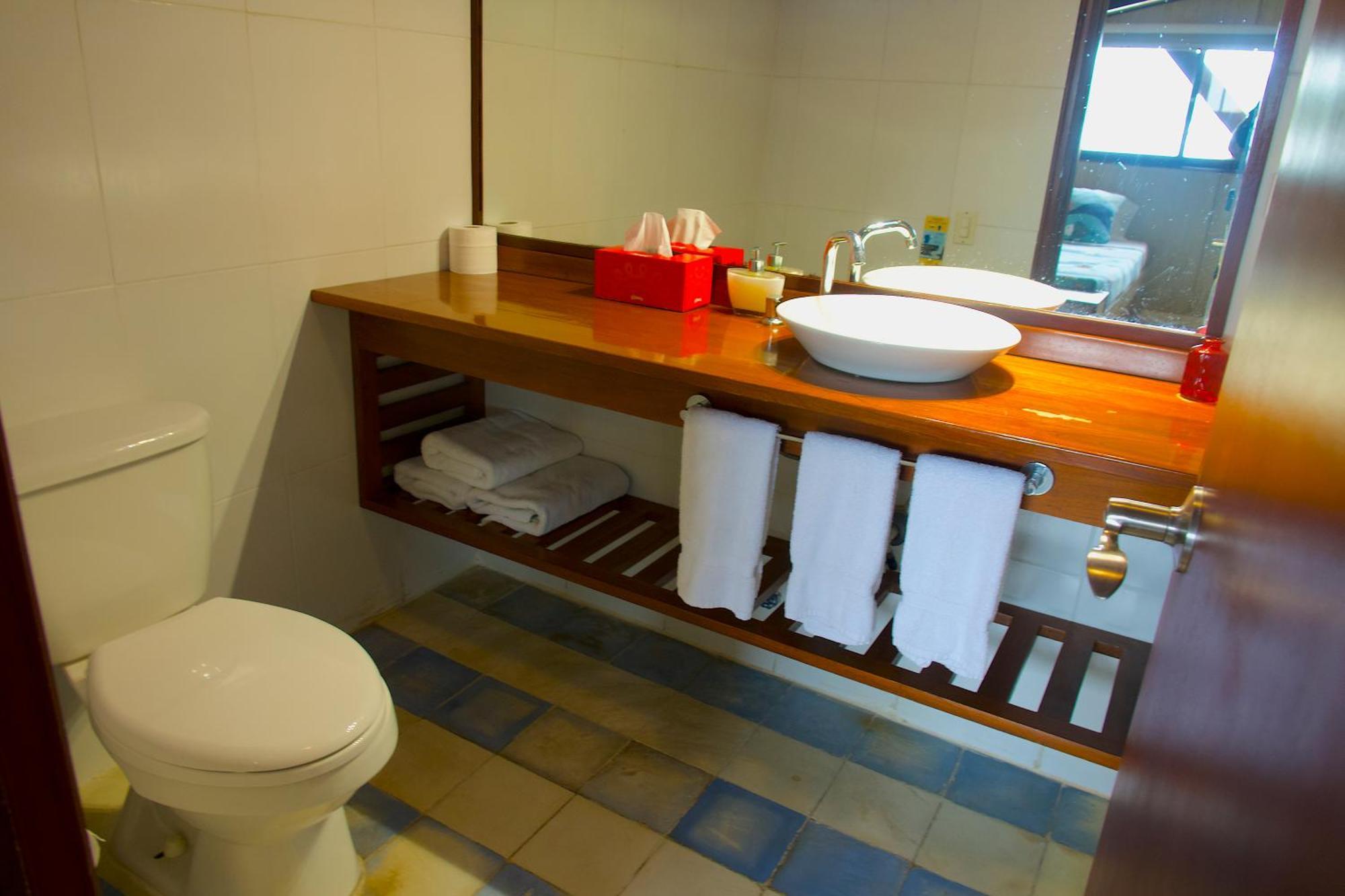 Casa Congo & Casa Rayo Verde - Restaurante - Galeria De Arte Portobelo Eksteriør billede
